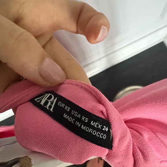 Pink long sleeve Zara dress - Picture 4 of 4